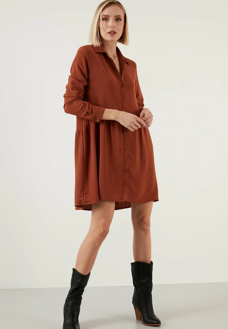 LELA REGULAR FIT - Blusenkleid - Brick Red 6 LELA REGULAR FIT - Blusenkleid - Brick Red – Bild 6