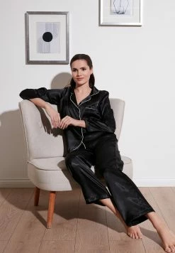 LELA REGULAR FIT - Nachtwäsche Set - Black -LELA Verkaufsshop 1146e2671baa4ceaa6b0be1e0150ef08