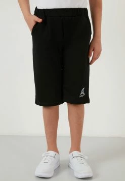 LELA REGULAR FIT - Shorts - White -LELA Verkaufsshop 1b4a6ffa0580403087f3fb82d51f82a0