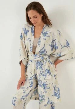 LELA TWO PIECE SET - REGULAR FIT - Strickjacke - Blue -LELA Verkaufsshop 1bc2b31e452342468267e83f710134bd