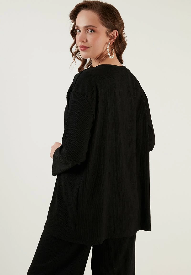 LELA Strickjacke - Black 3 LELA Strickjacke - Black – Bild 3