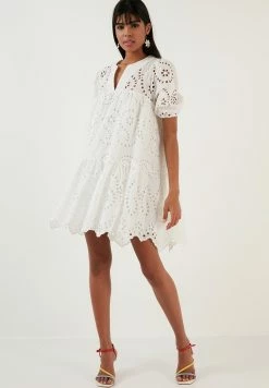 LELA REGULAR FIT - Freizeitkleid - Ecru -LELA Verkaufsshop 23350d93a879407fac5d620523b62c79