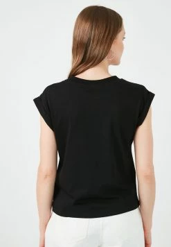 LELA BASIC - T-Shirt Basic - Black -LELA Verkaufsshop 237e76d1dac5486b872d28cb06f345f6