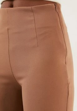 LELA Stoffhose - Biscuit -LELA Verkaufsshop 24fd24bd03c44e8c82300bd4ed955548