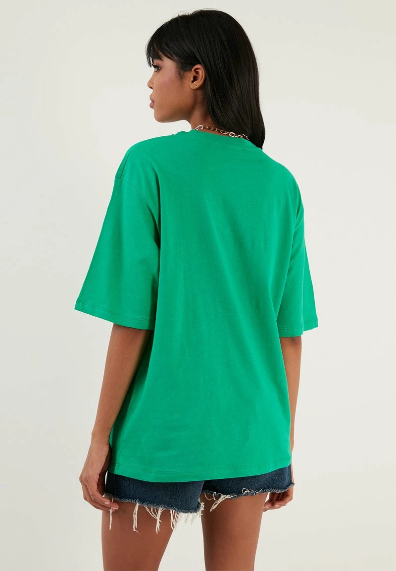 LELA LOOSE FIT - T-Shirt Basic - Benetton Color 3 LELA LOOSE FIT - T-Shirt Basic - Benetton Color – Bild 3