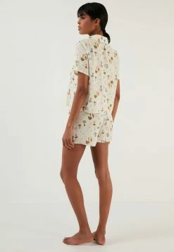 LELA REGULAR FIT - Nachtwäsche Set - Beige -LELA Verkaufsshop 2d81e99d421c49e9b908b8f2a3f4f781