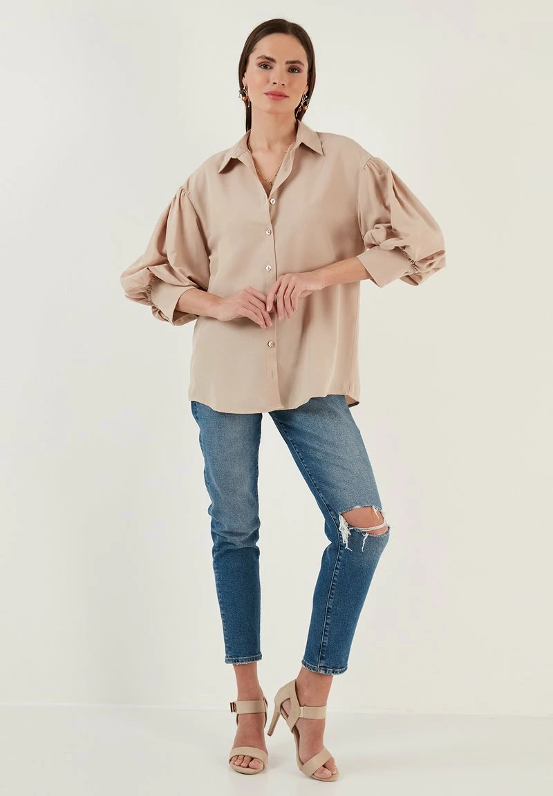 LELA LOOSE FIT - Hemdbluse - Stone 2 LELA LOOSE FIT - Hemdbluse - Stone – Bild 2