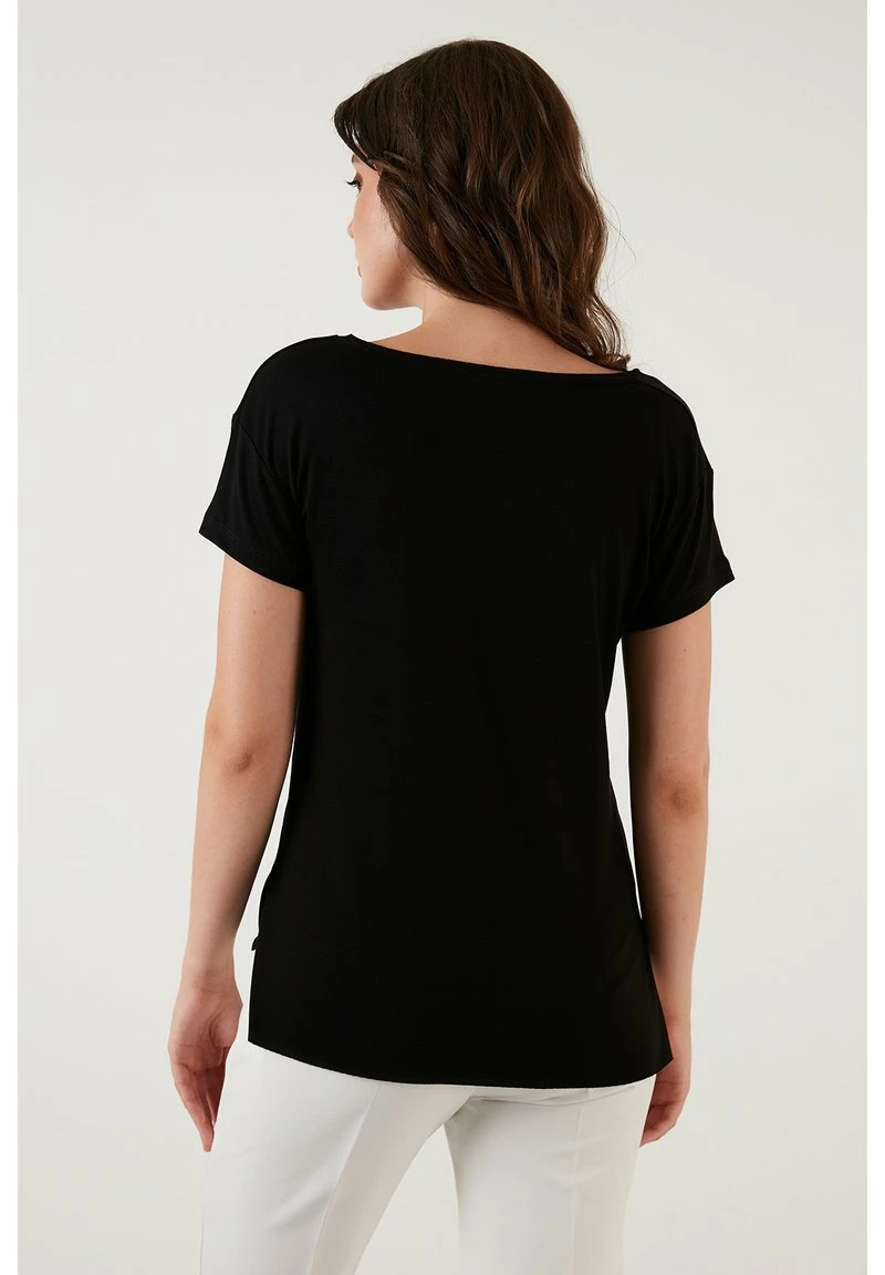 LELA T-Shirt Print - Black 3 LELA T-Shirt Print - Black – Bild 3