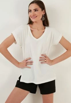 LELA REGULAR FIT - T-Shirt Basic - Ecru