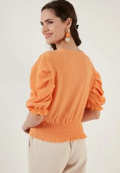 LELA REGULAR FIT - Bluse - Light Orange -LELA Verkaufsshop 44723339730149b4a3418e8f1cb02583