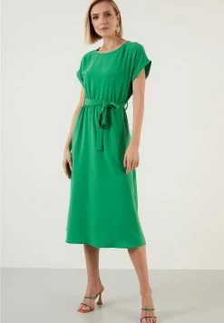 LELA REGULAR FIT - Freizeitkleid - Fuchsia -LELA Verkaufsshop 46f90ddd30da45738b894d2525365ccc 1