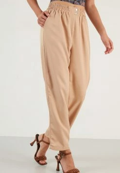 LELA REGULAR FIT - Stoffhose - Camel 10 LELA REGULAR FIT - Stoffhose - Camel -LELA Verkaufsshop 4a6940a01caa431183f5b5d213c8703c