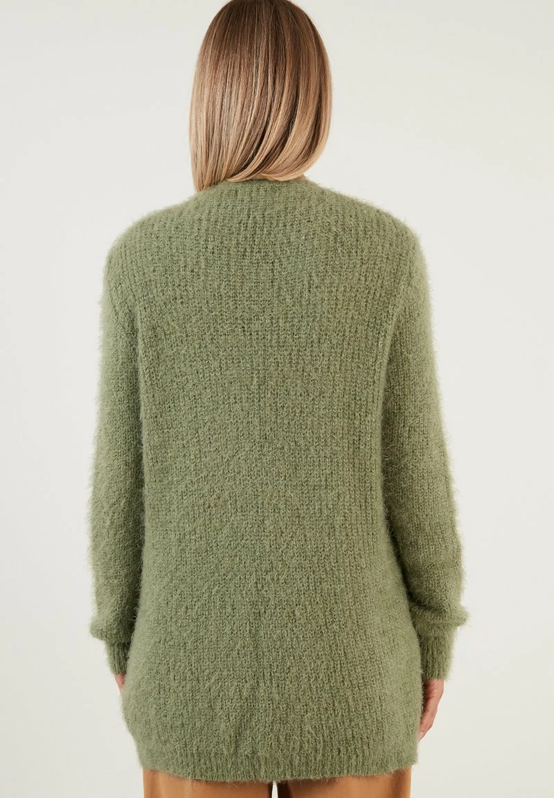 LELA REGULAR FIT - Strickjacke - Almond Green 2 LELA REGULAR FIT - Strickjacke - Almond Green – Bild 2