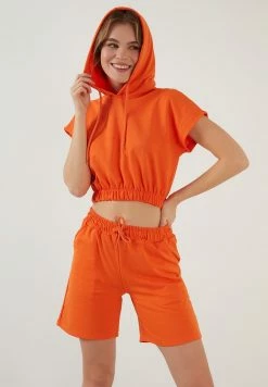 LELA TWO PIECE SET - REGULAR FIT - Shorts - Orange Color