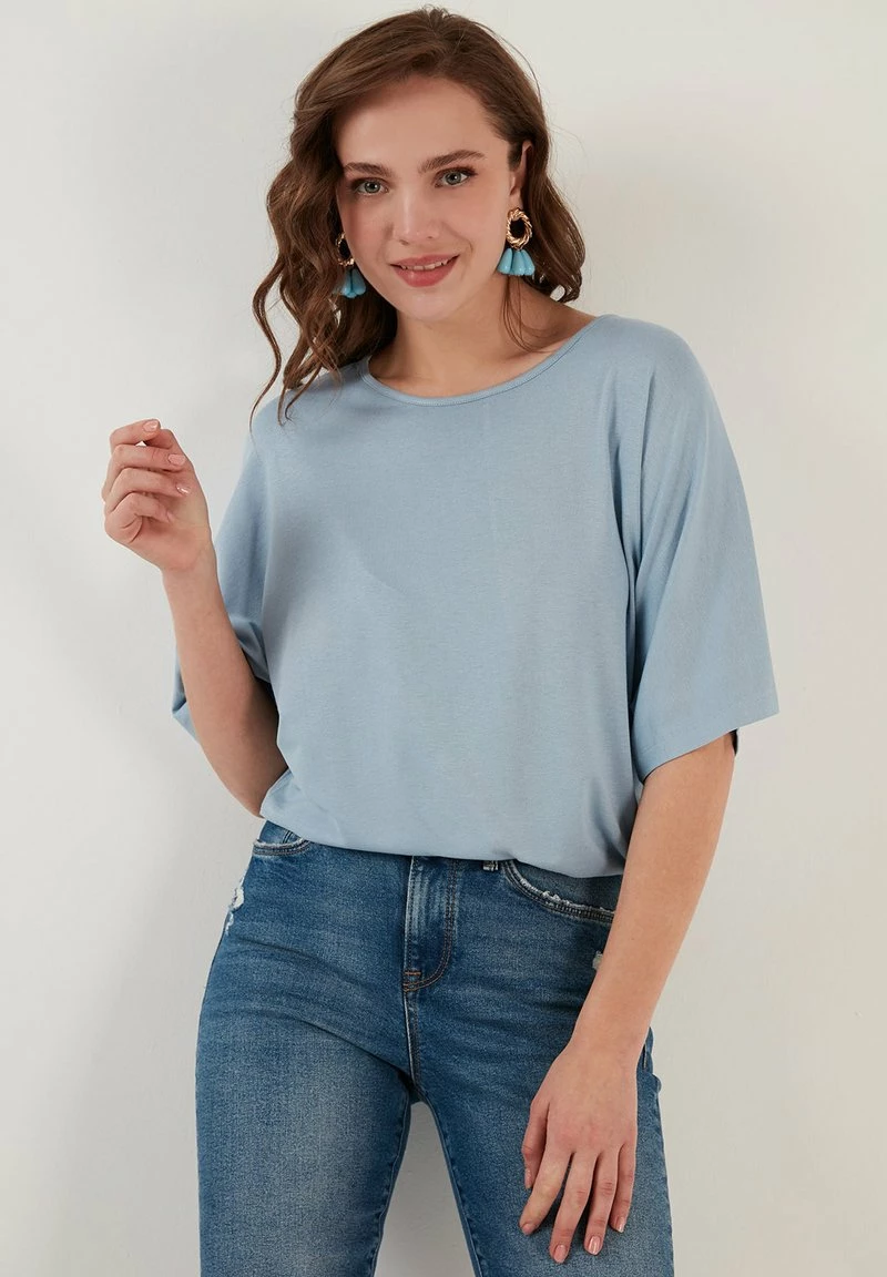 LELA LOOSE FIT - Bluse - Baby Blue 5 LELA LOOSE FIT - Bluse - Baby Blue – Bild 5