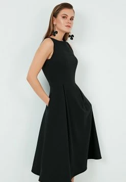 LELA SLIM FIT - Freizeitkleid - Black -LELA Verkaufsshop 6e9ae0d79729410a8c52ceeb2264a85a