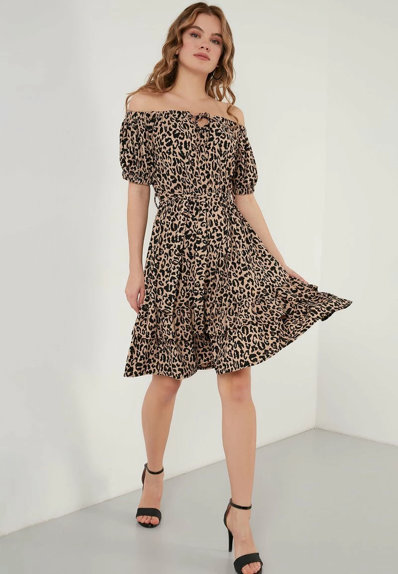 LELA REGULAR FIT - Freizeitkleid - Leopard 5 LELA REGULAR FIT - Freizeitkleid - Leopard – Bild 5