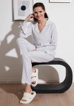 LELA REGULAR FIT - Pyjama - White -LELA Verkaufsshop 73bfefb21da94650a622d009d486fbb2