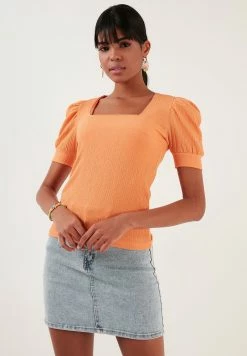 LELA Bluse - Light Orange -LELA Verkaufsshop 7947e86486b140098c196b2a89304561
