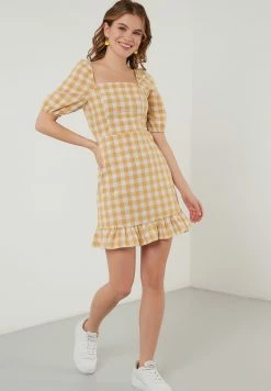 LELA REGULAR FIT - Freizeitkleid - Mustard Color 9 LELA REGULAR FIT - Freizeitkleid - Mustard Color -LELA Verkaufsshop 7e38a8aad2744c3286fc60aecc4eb031