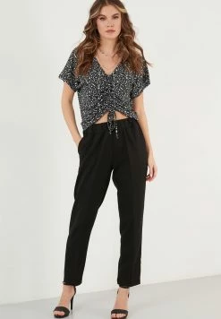 LELA Verkaufsshop -LELA Verkaufsshop 84bf89a5eb524e3a868eae4a22da9108