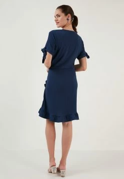 LELA REGULAR FIT - Freizeitkleid - Indigo 10 LELA REGULAR FIT - Freizeitkleid - Indigo -LELA Verkaufsshop 97cae93a4fb6469582503e45c4e48f30