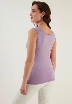 LELA SQUARE NECK LACE DETAILED ATHLETE - Top - Lilac 8 LELA SQUARE NECK LACE DETAILED ATHLETE - Top - Lilac -LELA Verkaufsshop e2c0d29933ad43b78173e55fa57532e5