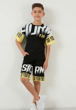 LELA REGULAR FIT T-SHIRT AND SHORTS - Shorts - Black -LELA Verkaufsshop e3a2da4dcc5d4c9c86728a4d5d90a49c