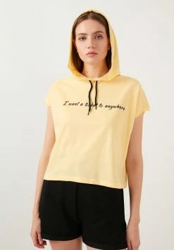 LELA SLIM FIT - Kapuzenpullover - Yellow